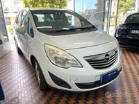 Usata Opel Meriva Cosmo 100 CV (73 kW) 2011 Bianco Monovolume