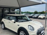 Usata Mini One D Hype 95 CV (69 kW) 2016 Beige Utilitaria