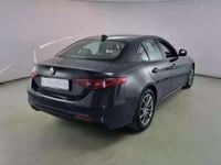 Usata Alfa Romeo Giulia Executive 160 CV (117 kW) 2018 Blu/azzurro Berlina