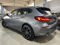 Begagnad BMW 118 Advantage 136 HK (100 kW) 2022 Grå Halvkombi