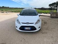 Usata Ford Fiesta 2010 Bianco Utilitaria
