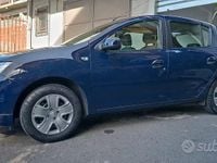 Usata Dacia Sandero Comfort 75 CV (55 kW) 2019 Blu Berlina