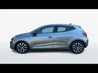 Usata Renault Clio Intens 100 CV (73 kW) 2023 Grigio chiaro Utilitaria