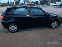 usata Alfa Romeo 147 1.6 benzina/GPL