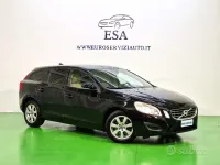 Usata Volvo V60 Kinetic 180 CV (132 kW) 2013 Nero Station wagon