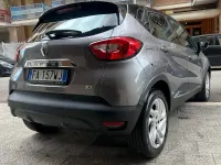 Usata Renault Captur 110 CV (80 kW) 2015 Grigio SUV