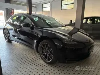 Usata Tesla Model 3 Standard Range 88 kW (120 CV) 2022 Nero Berlina