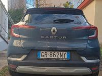 Occasion Renault Captur 101 ch (74 kW) 2024 Bleue SUV