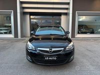 Usata Opel Astra Cosmo 125 CV (91 kW) 2011 Nero Station wagon