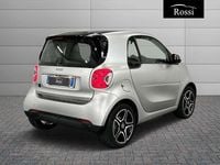 Usata Smart ForTwo Electric Drive 41 kW (56 CV) 2022 Bodypanel in cool silver metal Coupé