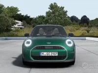 Nuova Mini Cooper Favoured 114 kW (156 CV) 2026 Utilitaria