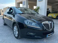 Usata Lancia Delta Platinum 120 CV (88 kW) 2011 Nero Utilitaria