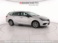 Usata Opel Astra Business Elegance 105 CV (77 kW) 2022 Argento Utilitaria
