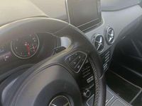 Begagnad Mercedes B200 Executive 163 HK (119 kW) 2018 Svart Minibuss