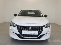 Usata Peugeot 208 Allure 101 CV (74 kW) 2022 Bianco Utilitaria