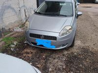 Usata Fiat Grande Punto 90 CV (66 kW) 2007 Grigio Utilitaria