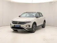 Usata VW T-Roc Style 150 CV (110 kW) 2023 Grigio SUV