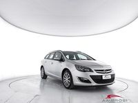 Usata Opel Astra 130 CV (95 kW) 2013 Grigio