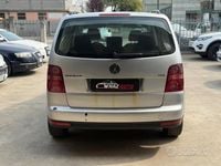 Usata VW Touran Trendline 105 CV (77 kW) 2008 Other Monovolume