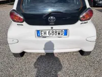 Usata Toyota Aygo 68 CV (50 kW) 2011 Bianco Utilitaria
