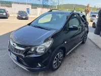 Usata Opel Karl Rocks 75 CV (55 kW) 2018 Nero Utilitaria