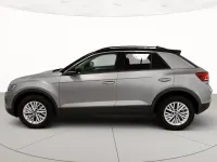 Usata VW T-Roc Life 110 CV (80 kW) 2023 Pyrit silver metallizzato nero SUV
