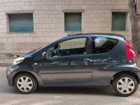 Usata Peugeot 107 68 CV (50 kW) 2010 Grigio Utilitaria