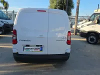 Usata Citroën Berlingo 102 CV (75 kW) 2024 Bianco Monovolume