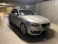 Usata BMW 220 Sport Line 190 CV (139 kW) 2016 Grigio Cabrio
