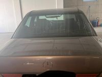 usata Mercedes E200 1989