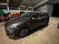 Usata Fiat Tipo 120 CV (88 kW) 2017 Marrone Berlina