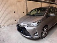 usata Toyota Yaris 2017 neopatentati