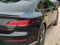 Usata VW Arteon R-line 190 CV (139 kW) 2018 Grigio Utilitaria