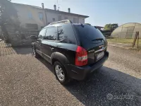 Usata Hyundai Tucson 175 CV (128 kW) 2006 Nero SUV