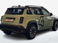 Nuova Renault 4 E-Tech Iconic 110 kW (150 CV) 2025 Verde SUV