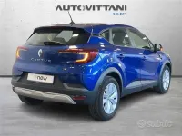 Usata Renault Captur Equilibre 94 CV (69 kW) 2023 Blu SUV