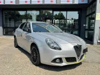 Usata Alfa Romeo Giulietta Exclusive 150 CV (110 kW) 2014 Grigio Utilitaria