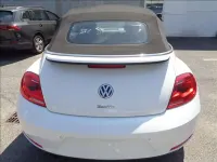 Usata VW Beetle Design 105 CV (77 kW) 2016 Bianco Utilitaria