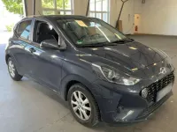 Usata Hyundai i10 67 CV (49 kW) 2021 Grigio finanza perlato Utilitaria