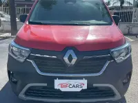Usata Renault Kangoo 116 CV (85 kW) 2022 Rosso Monovolume