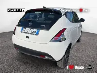 Usata Lancia Ypsilon Gold 69 CV (50 kW) 2023 Bianco Utilitaria