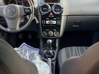 Usata Opel Corsa 85 CV (62 kW) 2010 Grigio Utilitaria