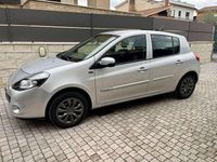 Usata Renault Clio II 75 CV (55 kW) 2011 Utilitaria