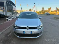 Usata VW Polo Highline 82 CV (60 kW) 2013 Grigio Utilitaria
