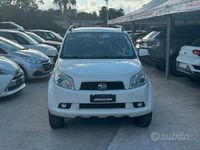 Usata Daihatsu Terios 104 CV (76 kW) 2008 Bianco SUV