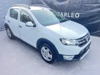 Usata Dacia Sandero Prestige 90 CV (66 kW) 2014 Bianco Berlina
