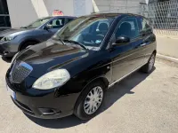 Usata Lancia Ypsilon 75 CV (55 kW) 2011 Nero Utilitaria