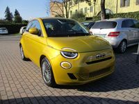 Nuova Fiat 500 65 CV (47 kW) 2026 Oro Utilitaria