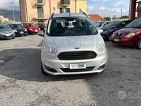 Usata Ford Tourneo Courier Titanium 95 CV (69 kW) 2016 Grigio Monovolume