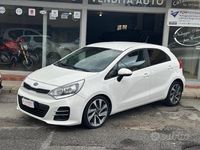 Usata Kia Rio Active 90 CV (66 kW) 2015 Bianco Berlina